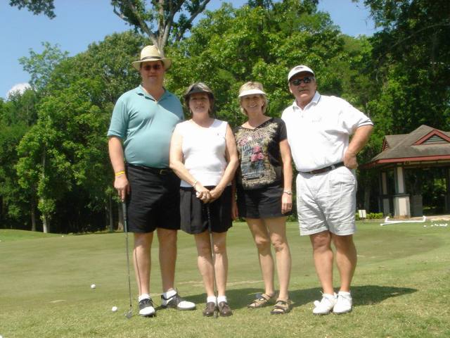 2005/04(April)/Houston/640x480_2005-04-16 10-35-33Bay-Oaks-Houston1.JPG